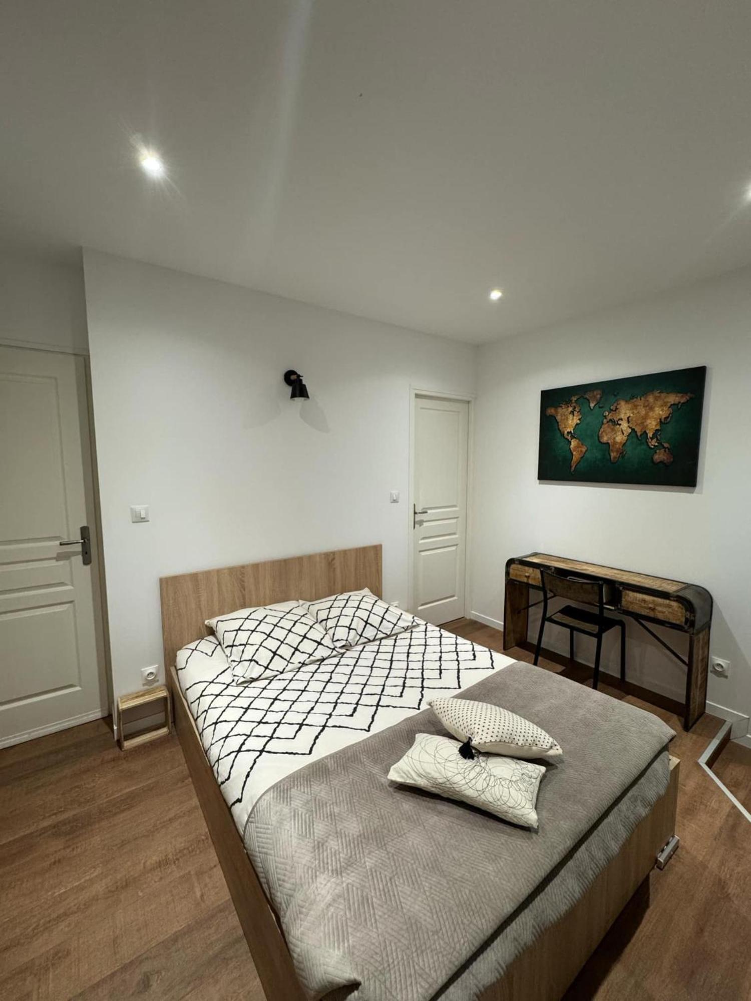 Apartament Chez Christian Et Valerie Rocbaron Zewnętrze zdjęcie